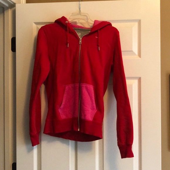 Nike Hoodie! - Picture 4 of 4